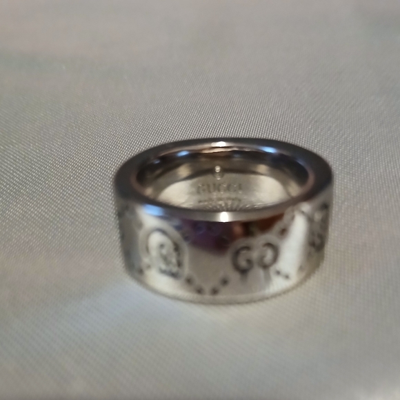 2 Gucci rings , - Picture 5 of 8